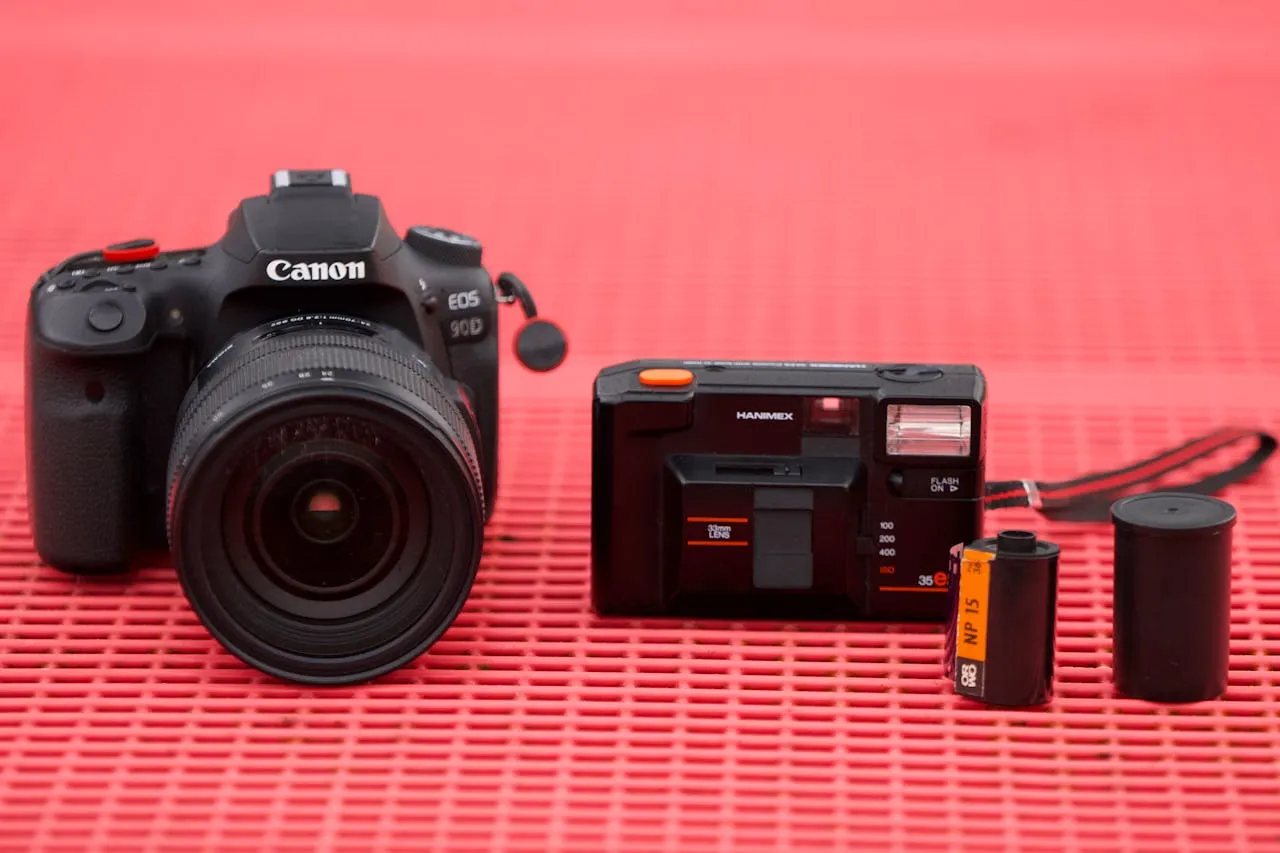 Daftar Harga Kamera Bekas 2026: Mirrorless, DSLR, & Compact