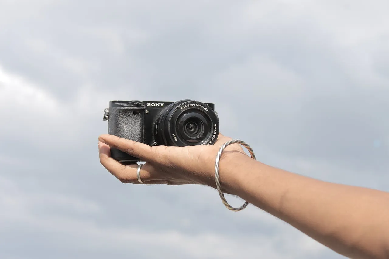 Perawatan Kamera Bekas: Tips Praktis dari Fotografer Professional