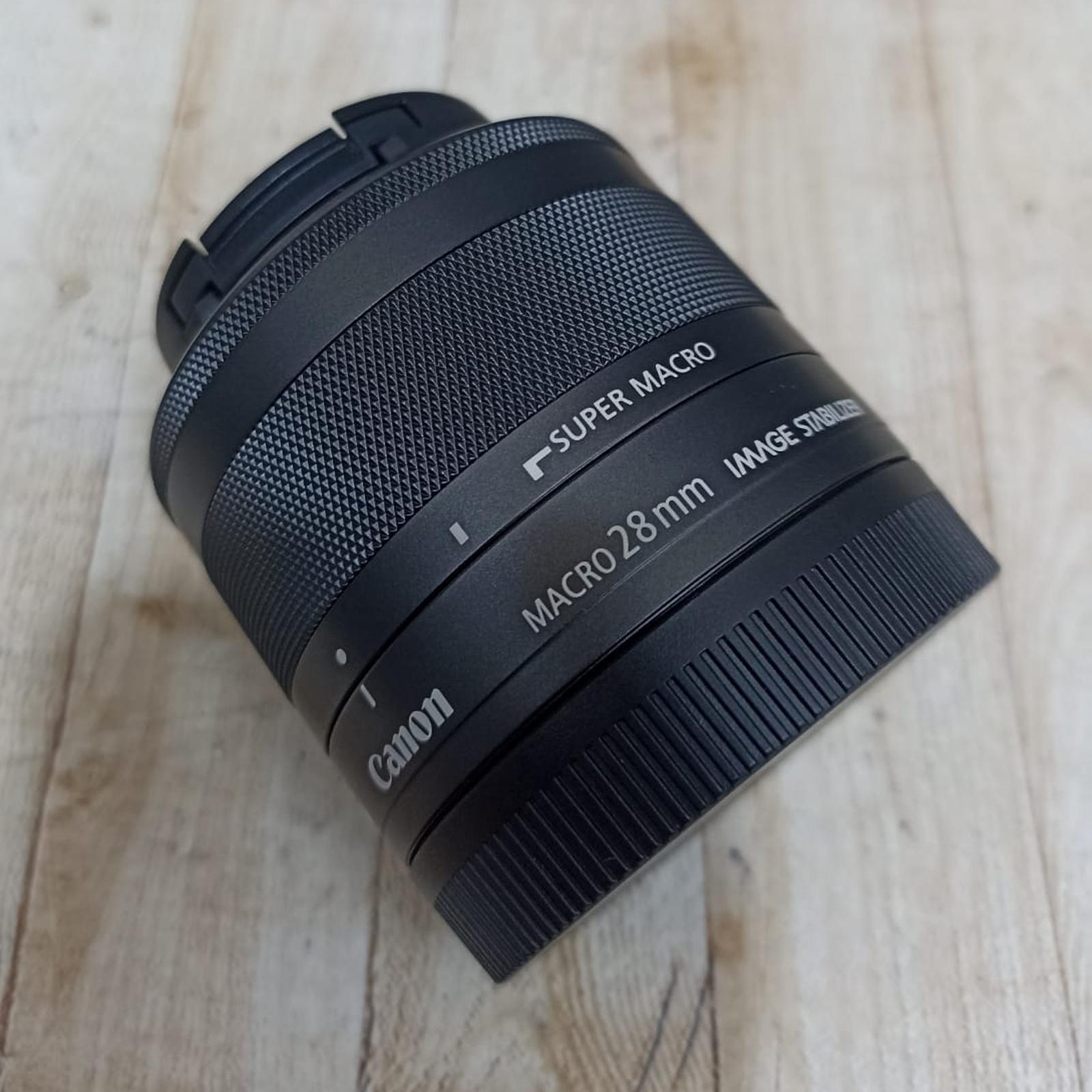 CANON MACRO EFM 28mm F3.5 IS STM