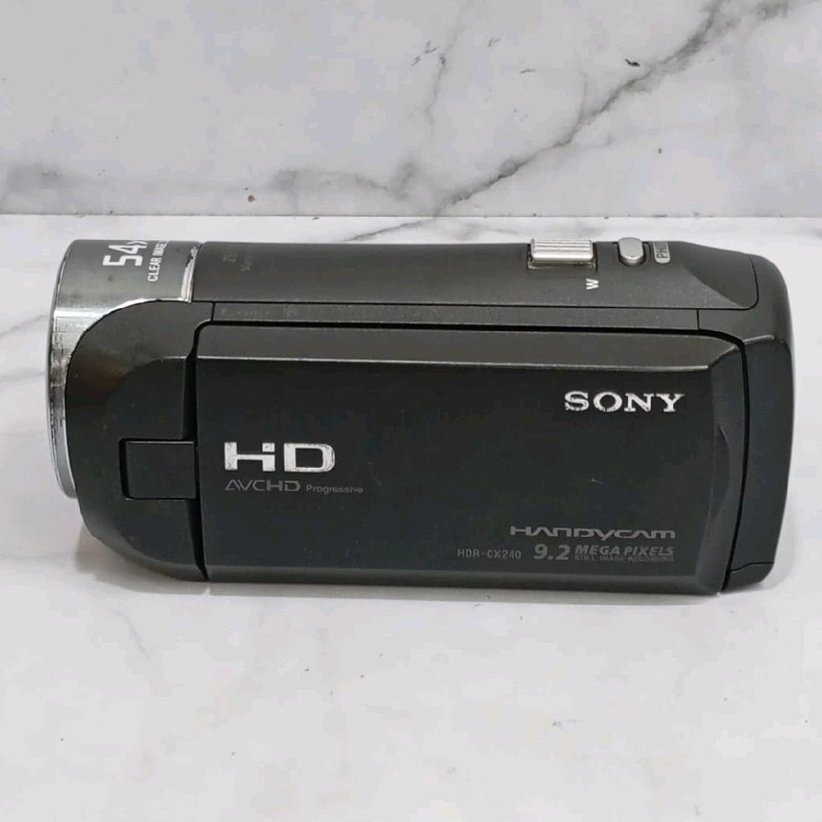 SONY HDR CX240E / HDR-CX240E