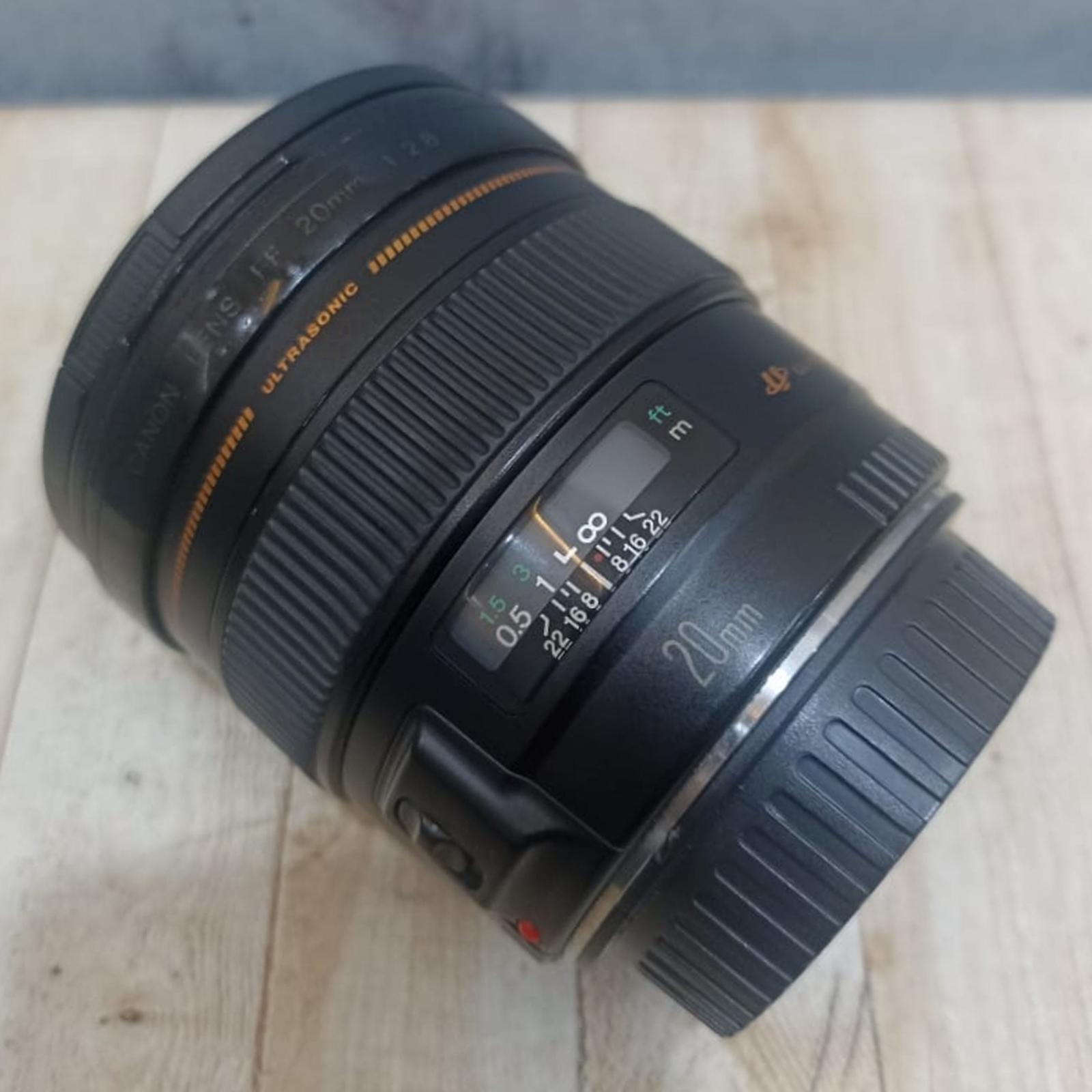 LENSA CANON EF 20mm 20 mm F2.8 USM